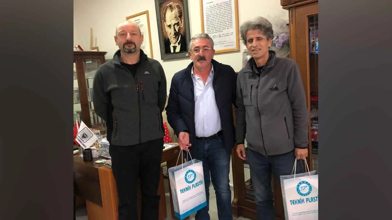 Tekin Uygur’dan Yahya Kaptan ADD’ye ziyaret